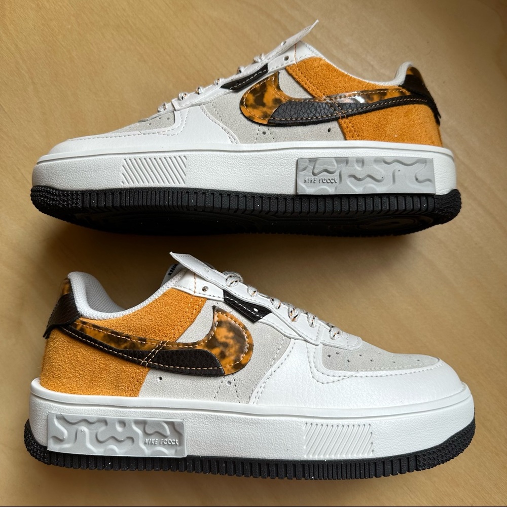 Nike Women's Low-Top Sneakers in White, Yellow & Black Tortoise - Picture 2 of 7